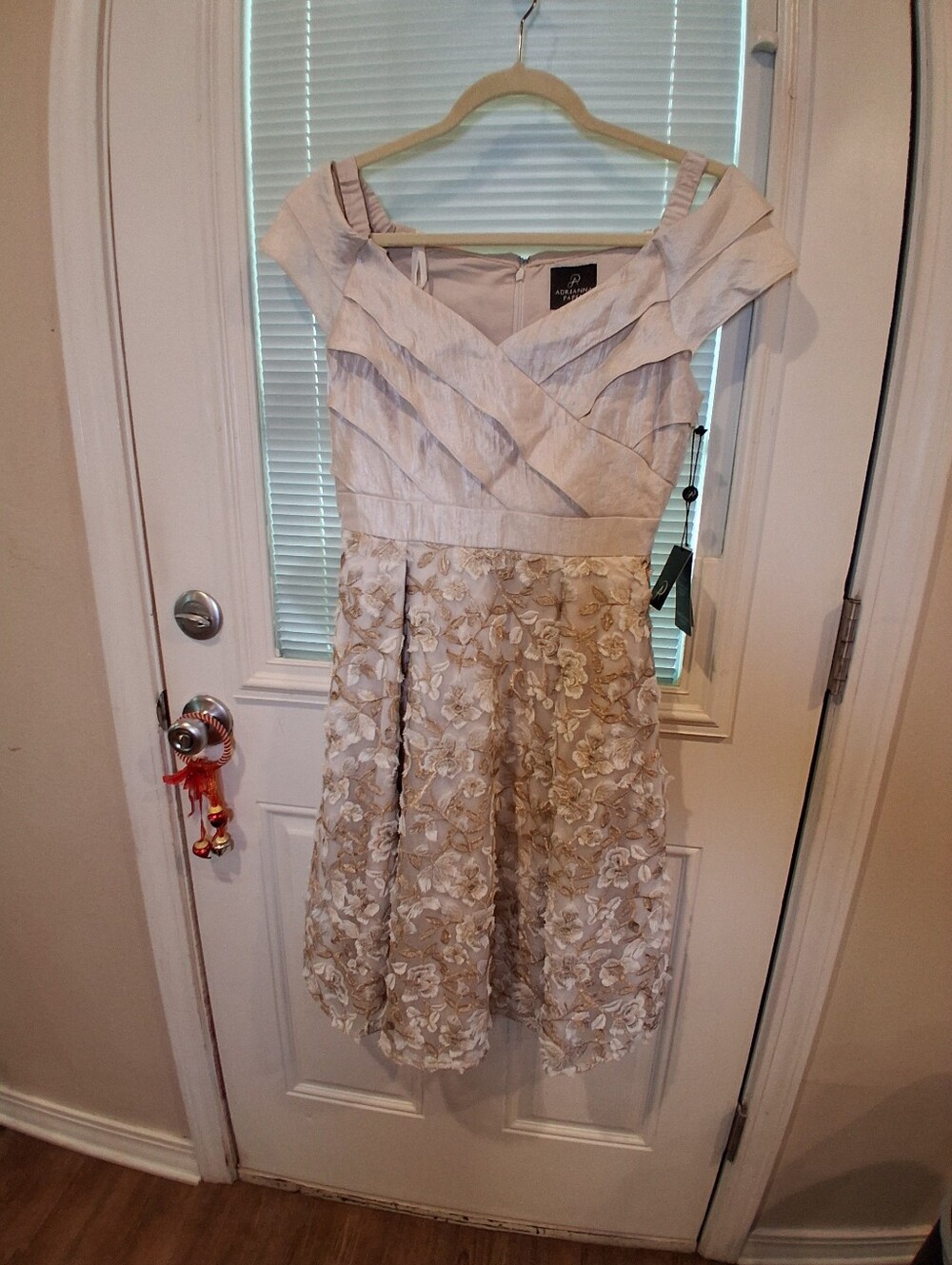 sku019 Adrianna Papell Ivory Gold Shimmer Lace Dress NWT !! BEAUTIFUL!! #fall
